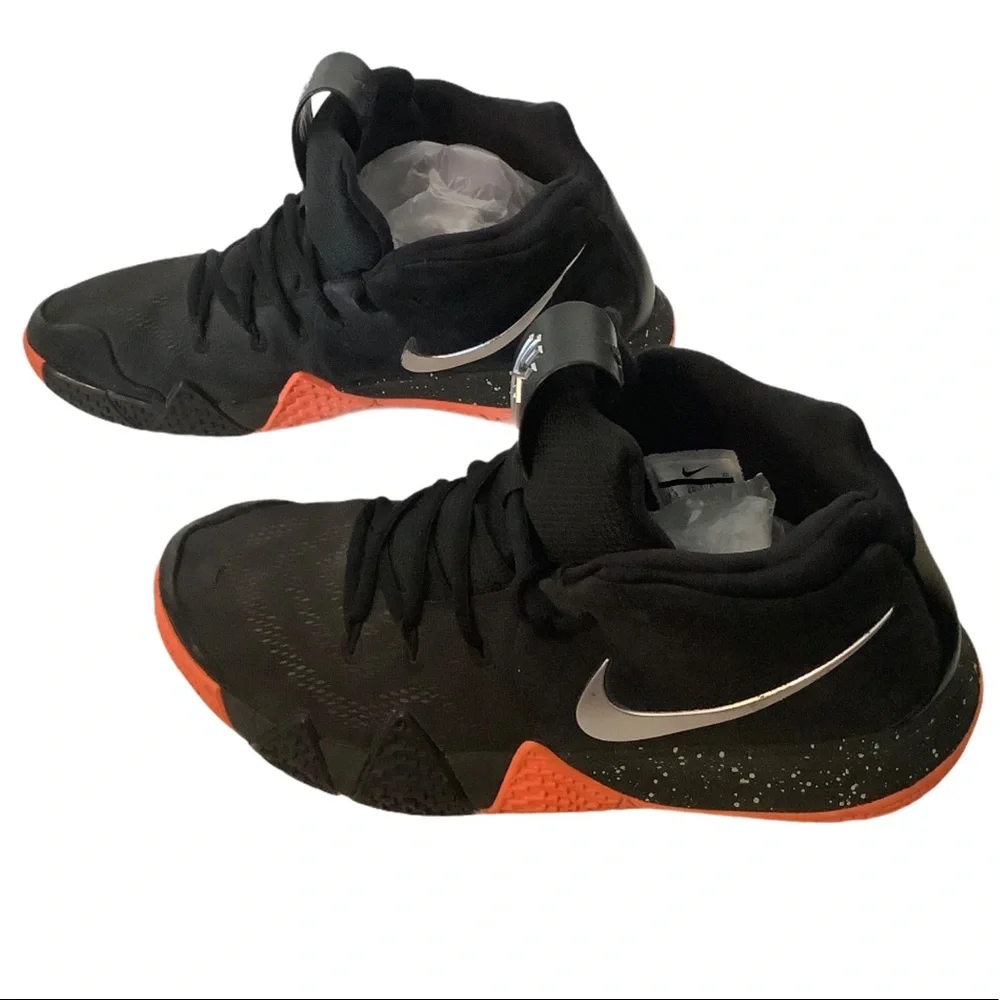 Nike Kyrie 4 Black‎ Metallic Silver 943806-010